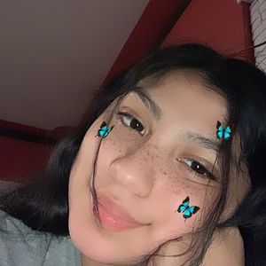 Meet your Posher, Cassandra